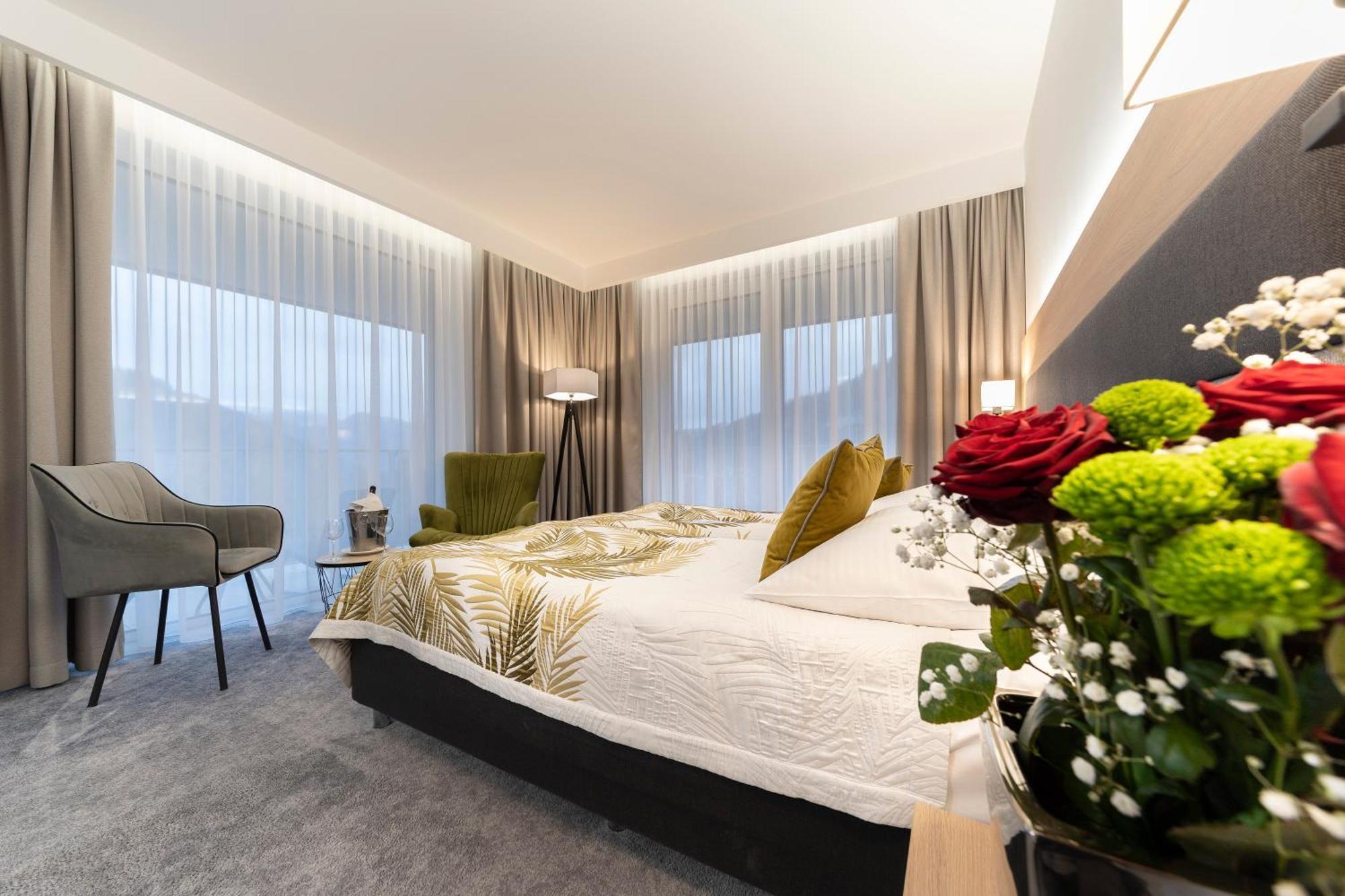 Hotel Solar Щавниця Екстер'єр фото